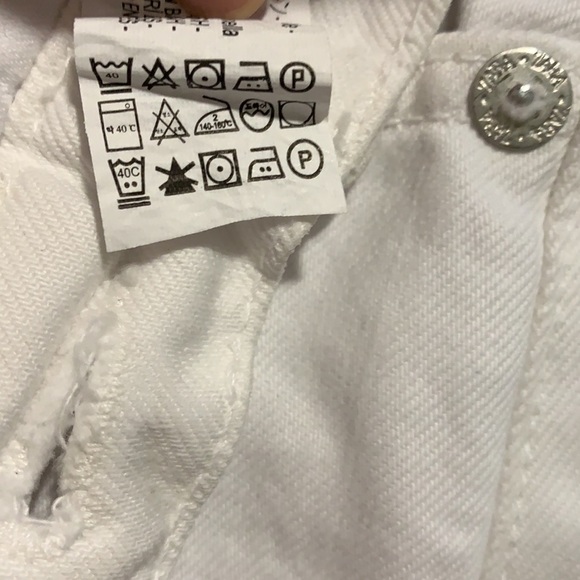 NWT Zara White Slit Straight Mid-rise Jeans Size 4 - Picture 10 of 10